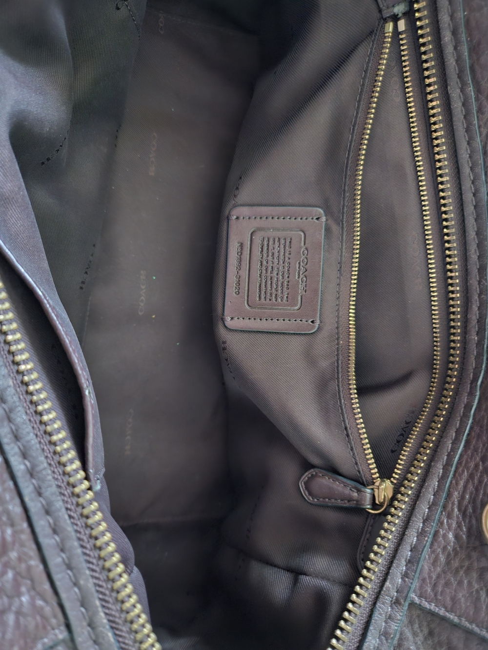 Coach Tote in Dark Brown Leather - Picture 11 of 12